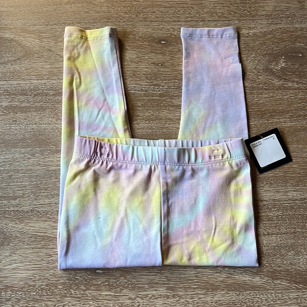 Nike Girls 2PC Set Sweatshirt and Leggings Purple Chalk Size 4T - Picture 5 of 6